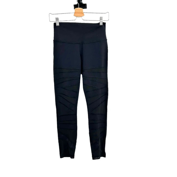 Lululemon High Times Crop *Tech Mesh Black Leggings Size 6 - Picture 2 of 8